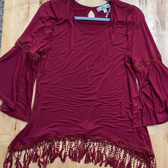 STEM & VINE CROCHET BELL SLEEVE TUNIC TOP Maroon Sz M FRINGE SHARK-MOUTH HEM - Picture 9 of 9